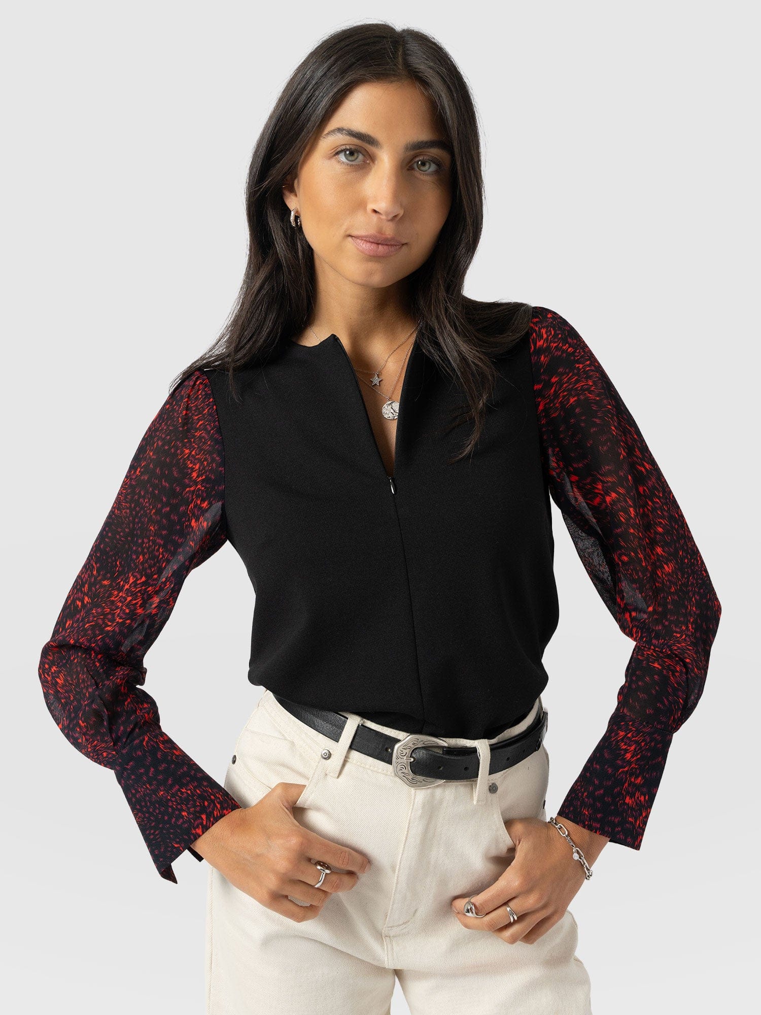 Ella Zip Up Top - Red Fade Spot - Women's T-shirts | Saint + Sofia® EU